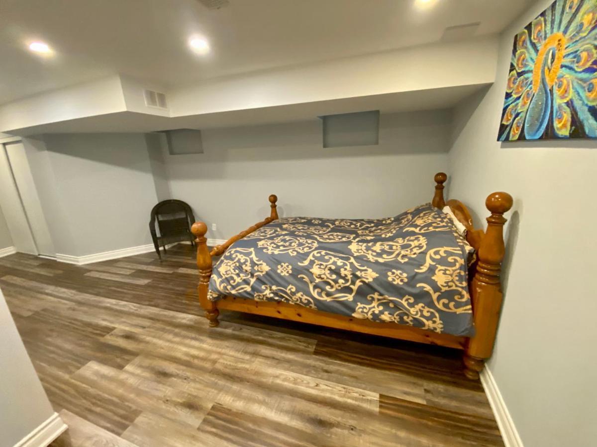2 Bedroom With 2 Ensuites Unit In Richmond Hill Exterior foto
